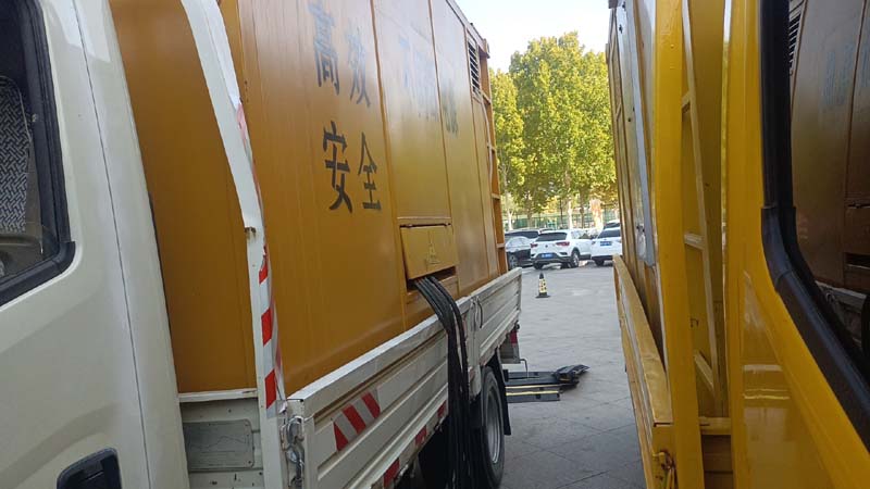 达日如何判断柴油发电机组和UPS电源的切换时间是否符合要求？